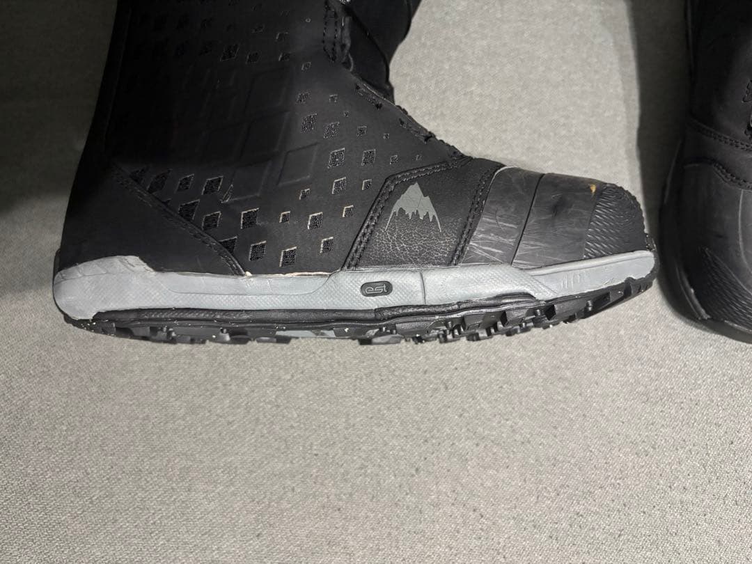 メーカー：BURTON モデル：ION ASIAN-FIT サイズ：26.5cm