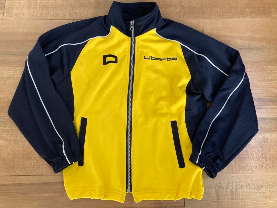 リベルタサッカースクール ジャージ 130上下セット - メルカリ