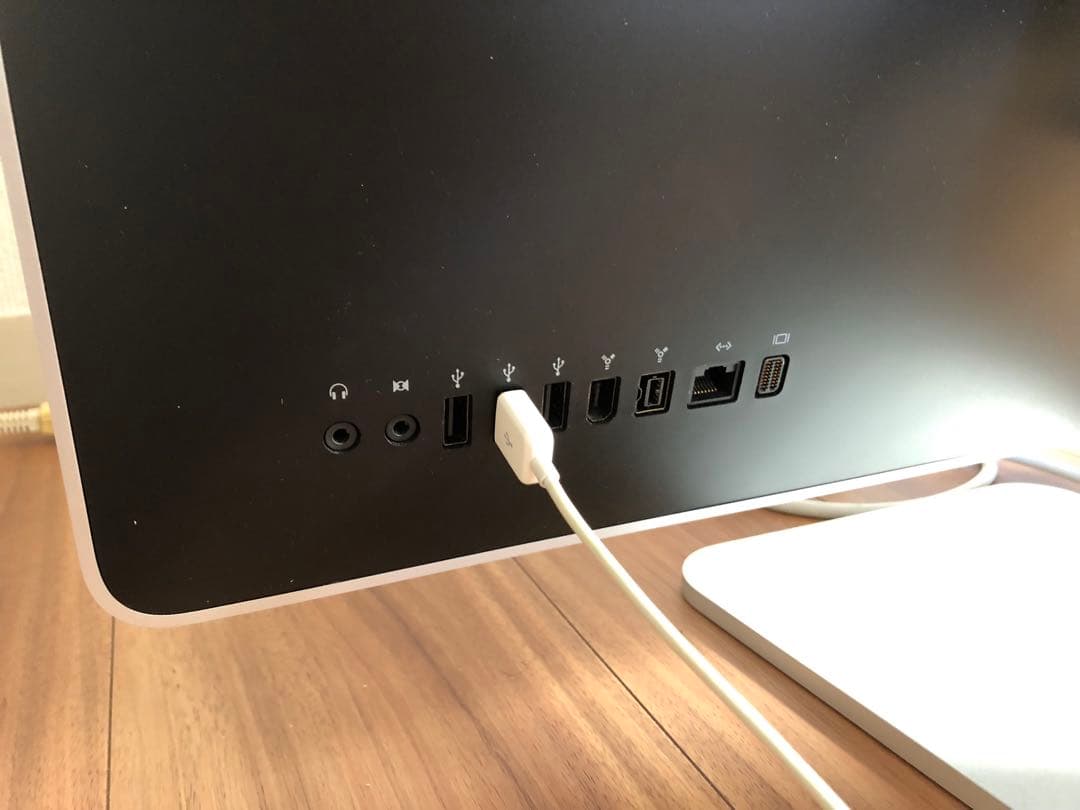 iMac 24インチ MB325J/A - メルカリ