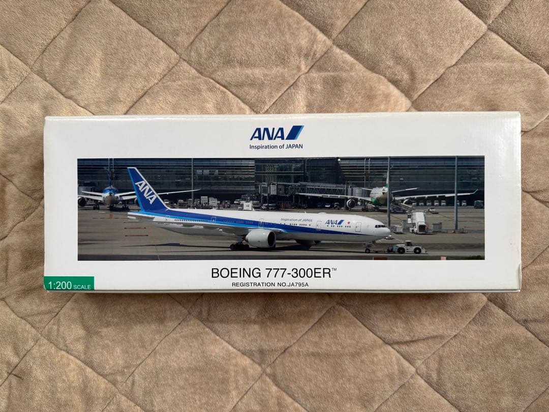 全日空商事 ANA Boeing 777-300ER 1/200
