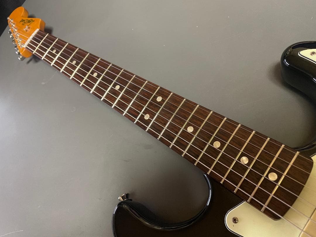 Laid Back ストラトモデル 極美品 - メルカリ