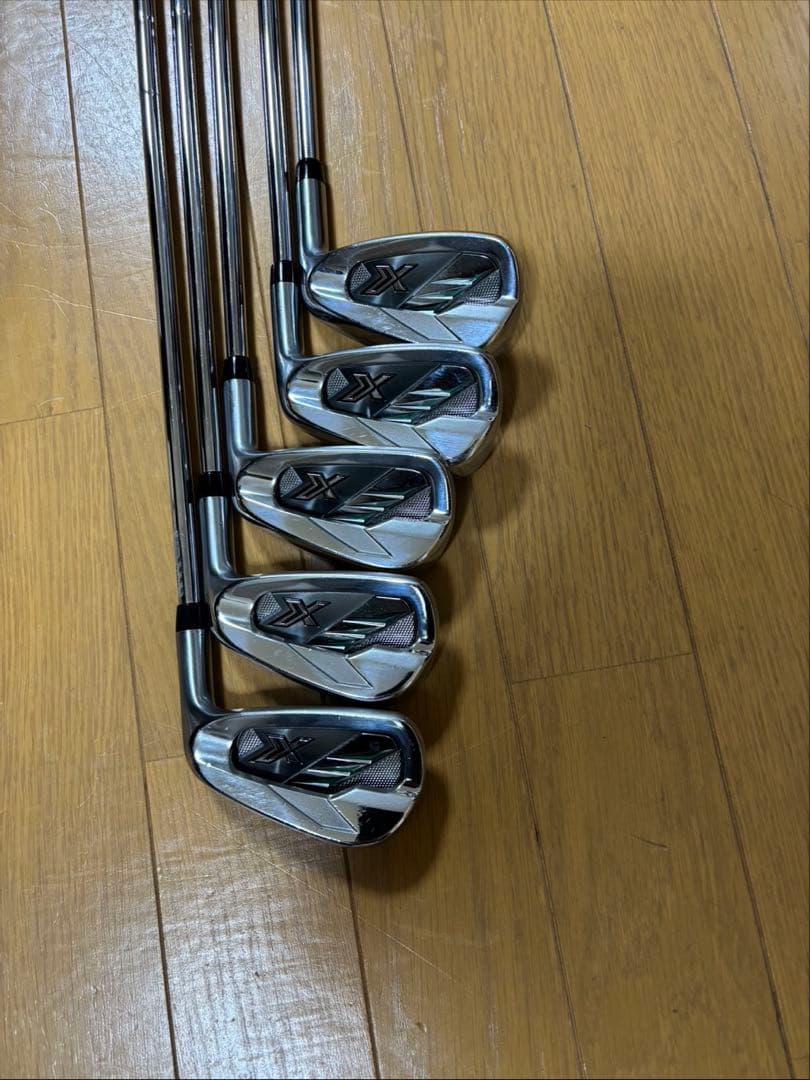 美品］ゼクシオx アイアン 2022 - メルカリ