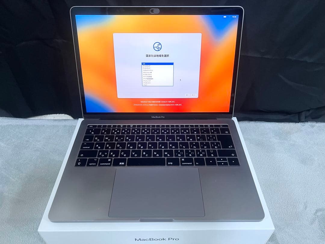 【ジャンク】MacBook Pro 13インチ 2017 61W純正アダプタ付き ジャンク】MacBook Pro 13インチ 2017 - メルカリ