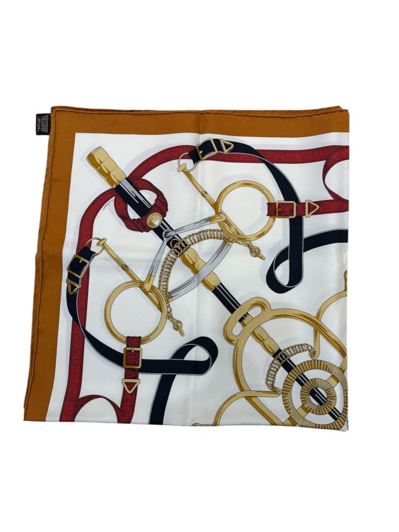 エルメス カレ 90 《エプロン・ドール》