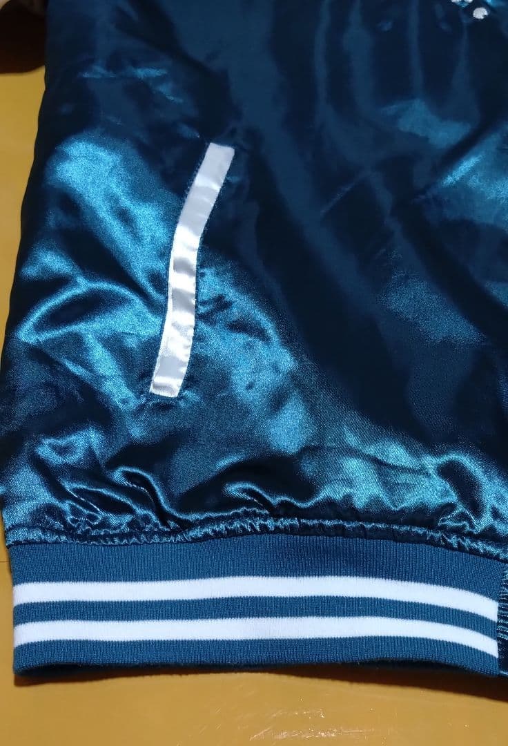 一心如鏡 スカジャン 風神雷神 刺繍 桜 月 和柄 サテン ブルーグリーン