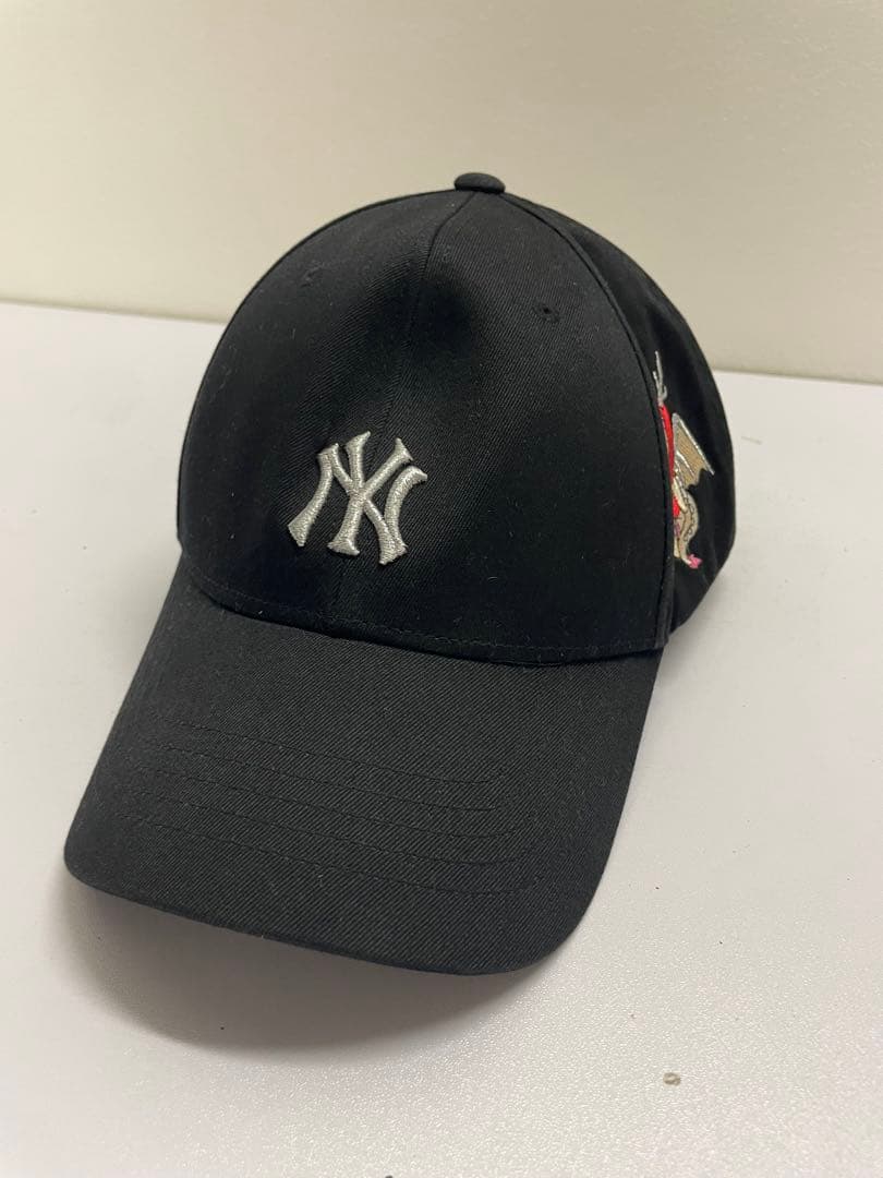 MLB ニューイヤー ドラゴン キャップ 韓国限定 刺繍 ユニセックス