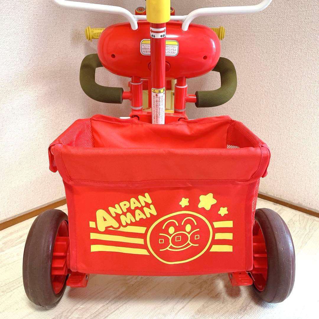 美品 エム・アンド・エム それいけ！アンパンマン デラックスII 三輪車 レッド