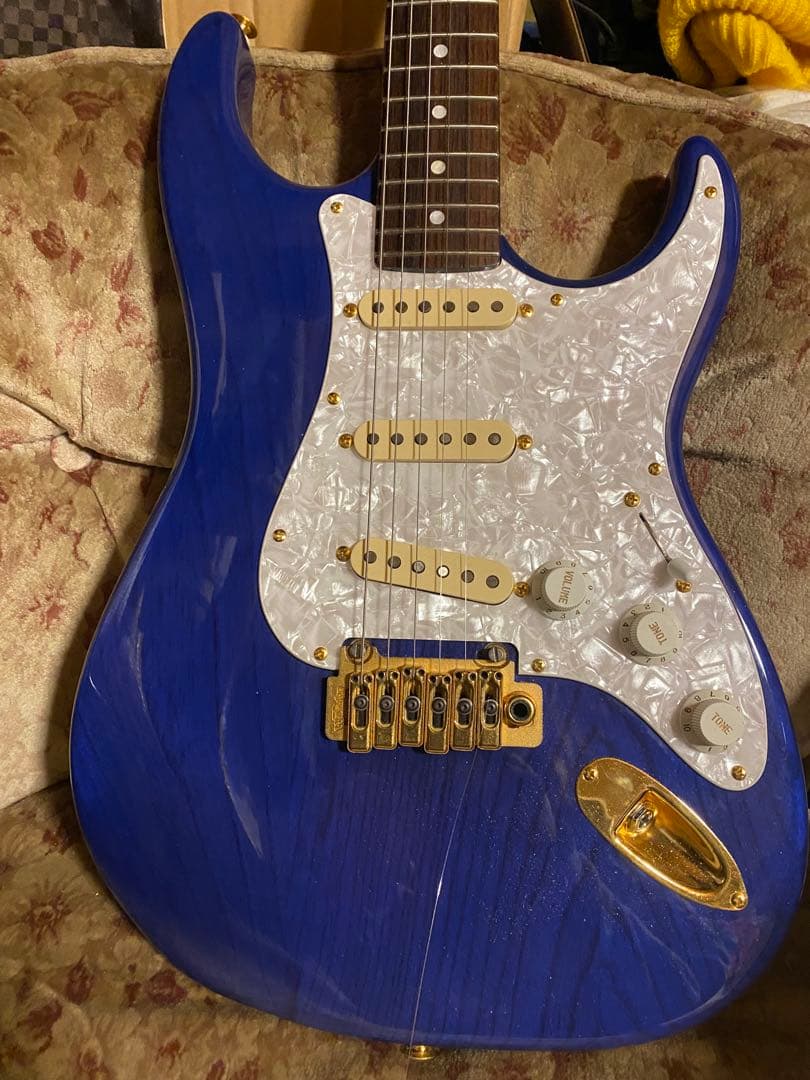 日本製　greco ストラトキャスター おまけつき 中古・委託品】Greco SE450 SUPER SOUNDS ストラトキャスタータイプ