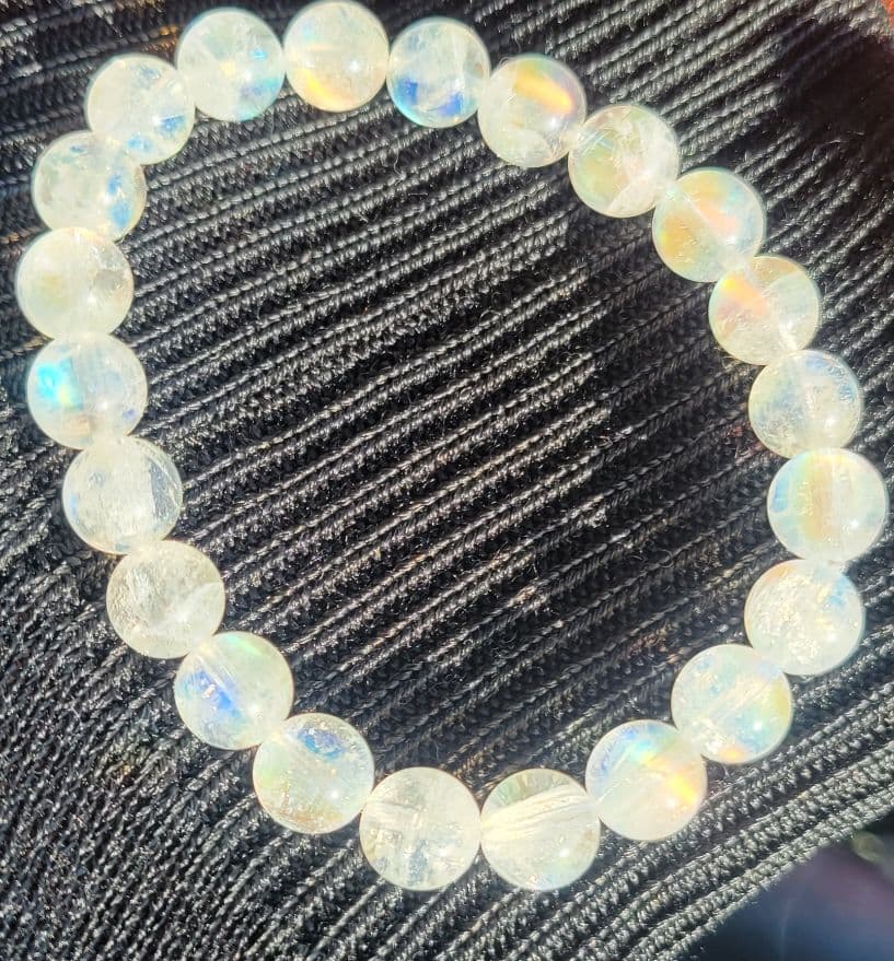 ！レインボームーンストーン！　約9㎜玉　マダガスカル産 レインボームーンストーン(宝石名ラブラドライト)マダガスカル産 0.32