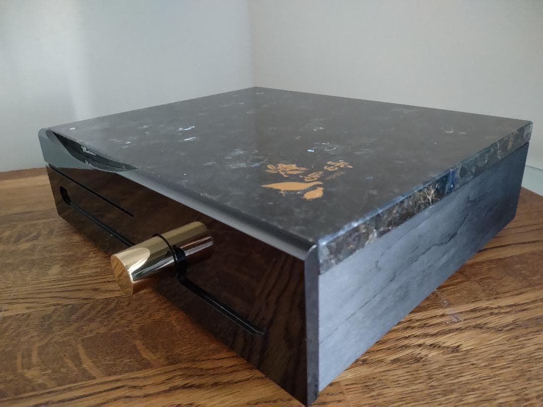 Musica 日本製パワーアンプ \"Raicho-es pow\"