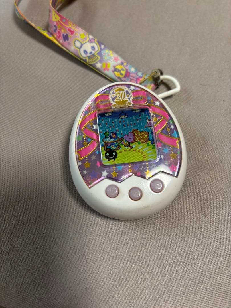 たまごっち　たまごっちみくす　2016 20周年アニバーサリー　ややジャンク Amazon.co.jp: Tamagotchi m!x (たまごっちみくす) 20th Anniversary m