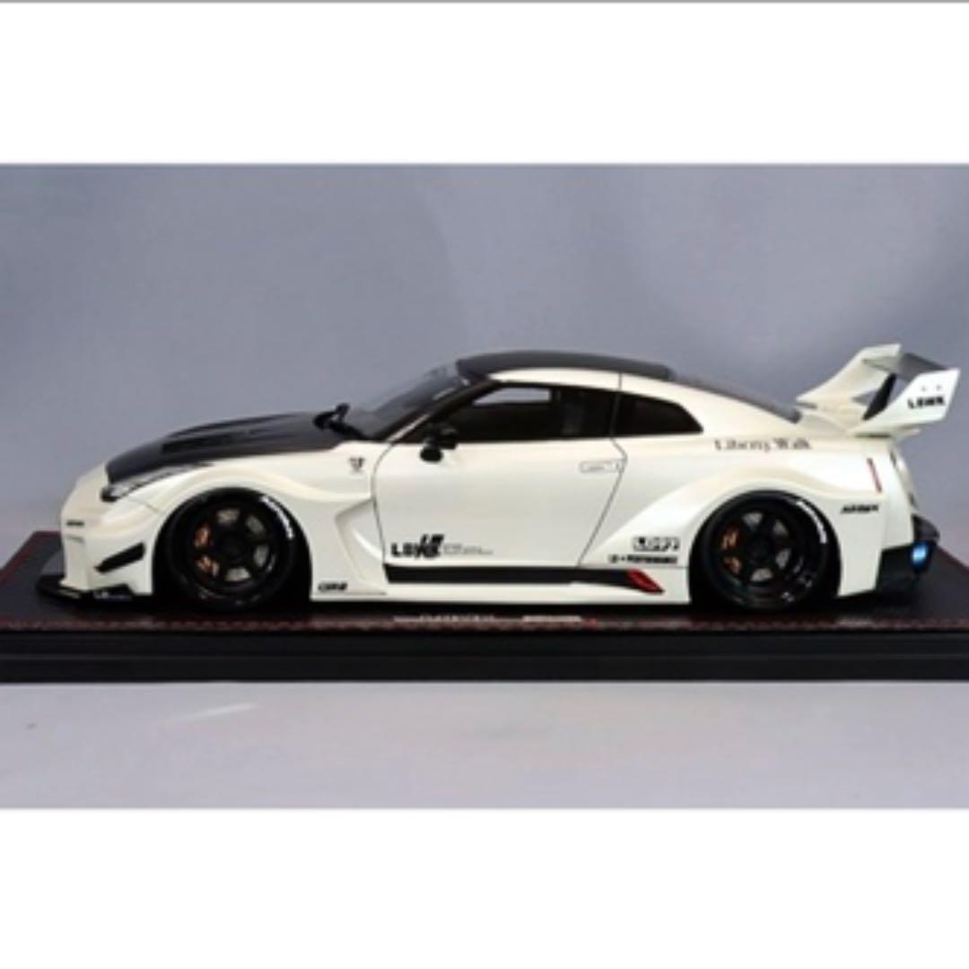 イグニッションモデル  LB シルエット ワークス GT 日産 35GT-RR