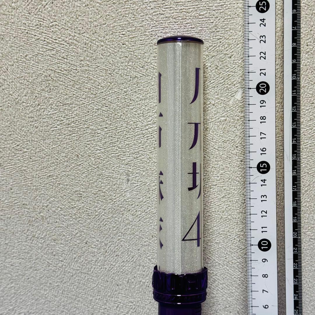 乃木坂46 白石麻衣 スティックライト ペンライト 。 - メルカリ