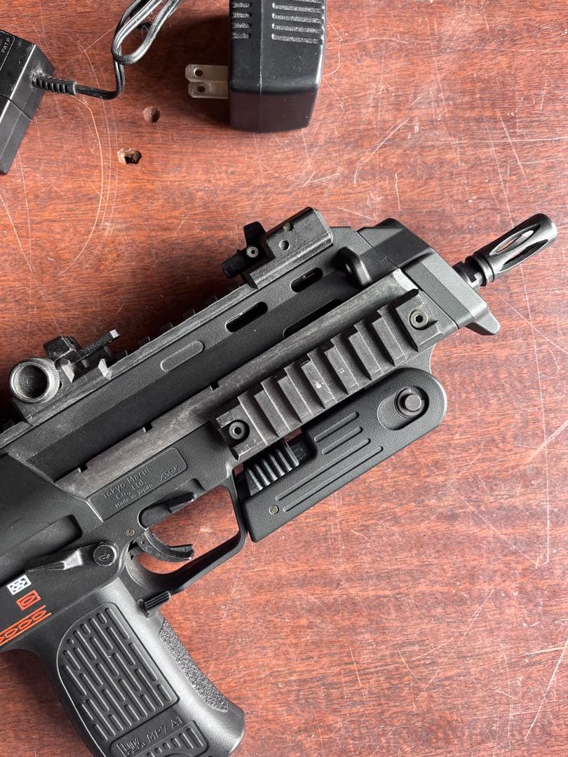 H&K MP7 A1 電動ガン 本体と付属品