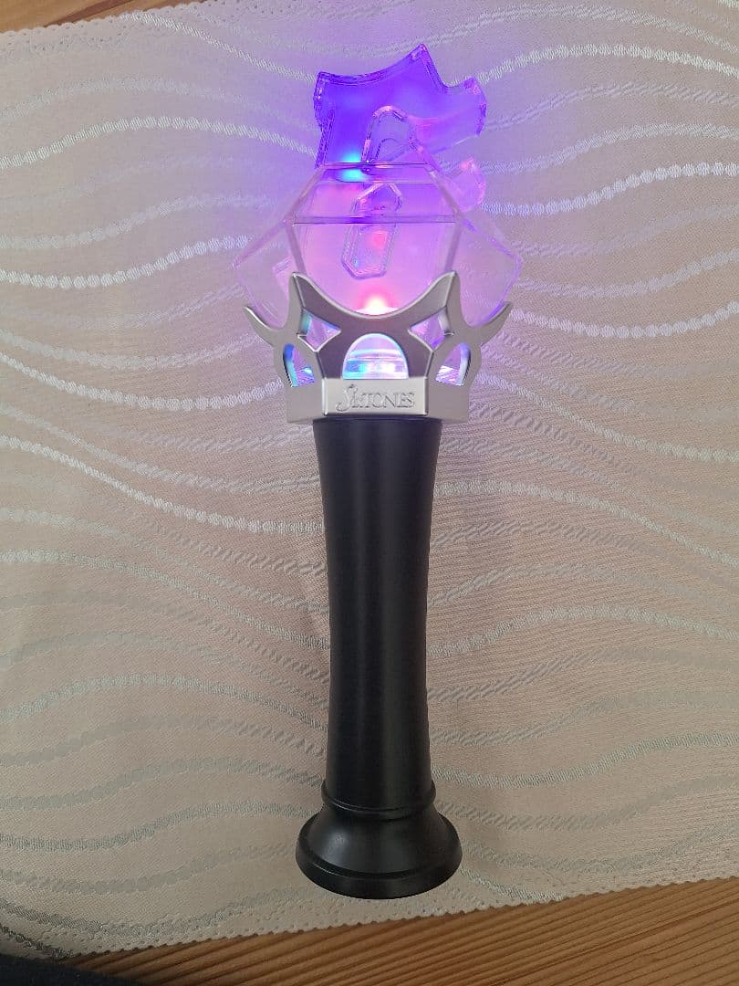 SixTONES MileSixTONES ペンライト1本 - メルカリ