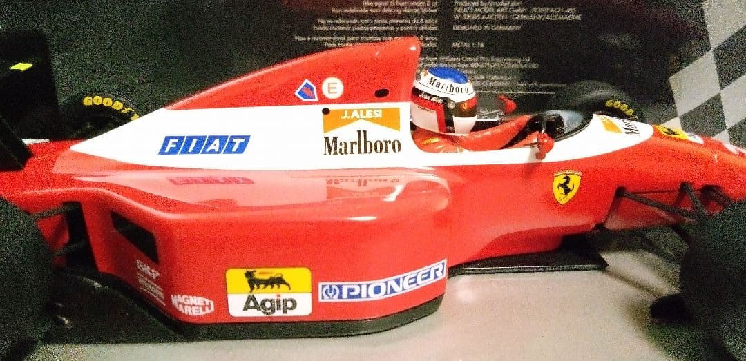 ミニチャンプス 1/18 F1 フェラーリ F93A J.アレジ - メルカリ