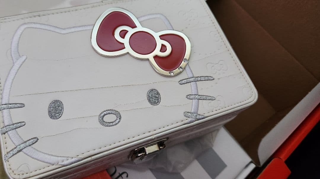 ​【激レア】ハローキティ レトロ携帯電話