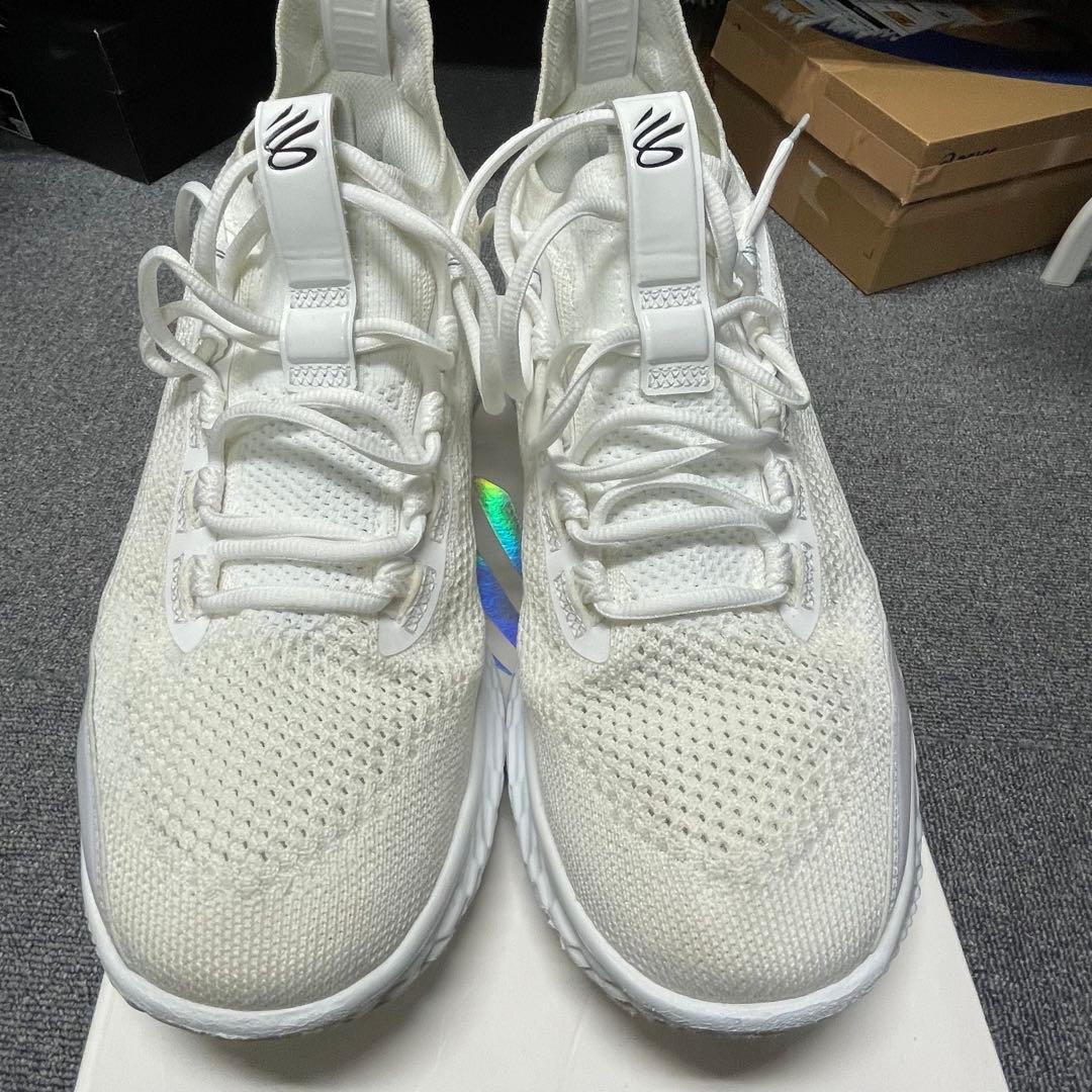 UNDER ARMOR Curry8 “Iridium”