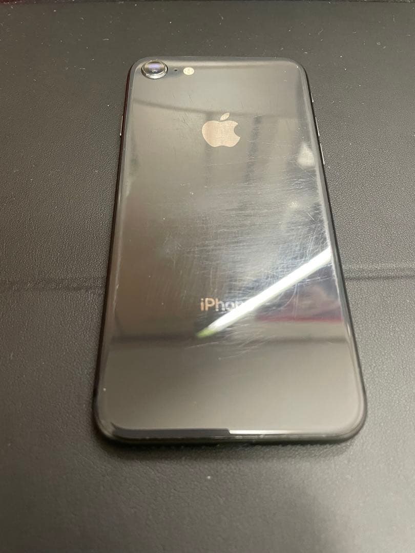 【早い者勝ち】【即日発送】iPhone8 64GB SIMフリー