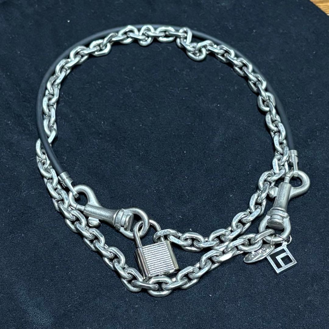 doublet MAGNETIC CHAIN NECKLACE