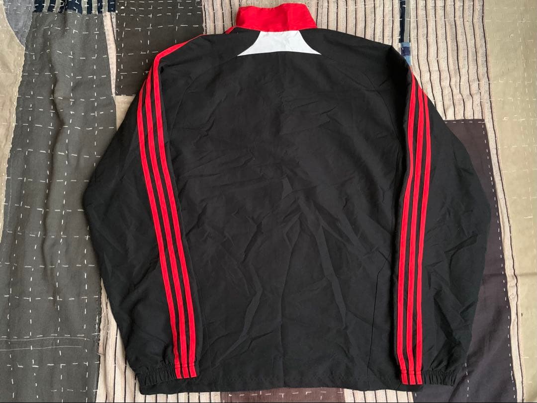 2010年製 adidas リヴァプール vtg ジャケット Liverpool - メルカリ