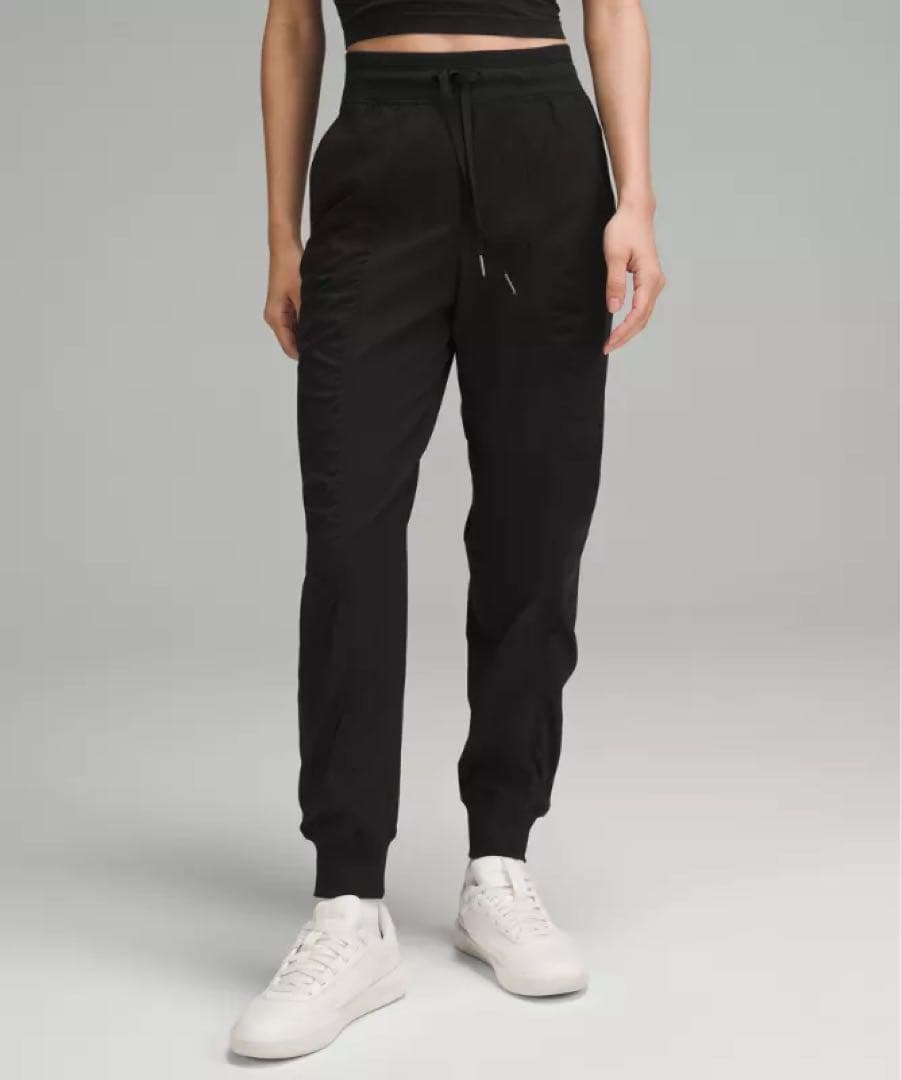 lululemon リラックスフィット ミッドライズジョガー M★新品 Dance Studio リラックスフィット ミッドライズジョガー *アジア