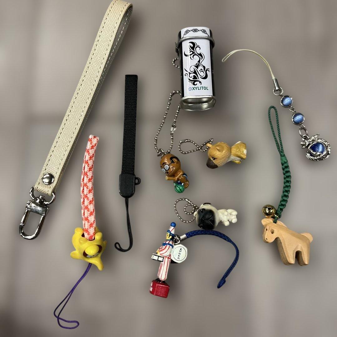 キーホルダー ストラップ まとめ売り - メルカリ