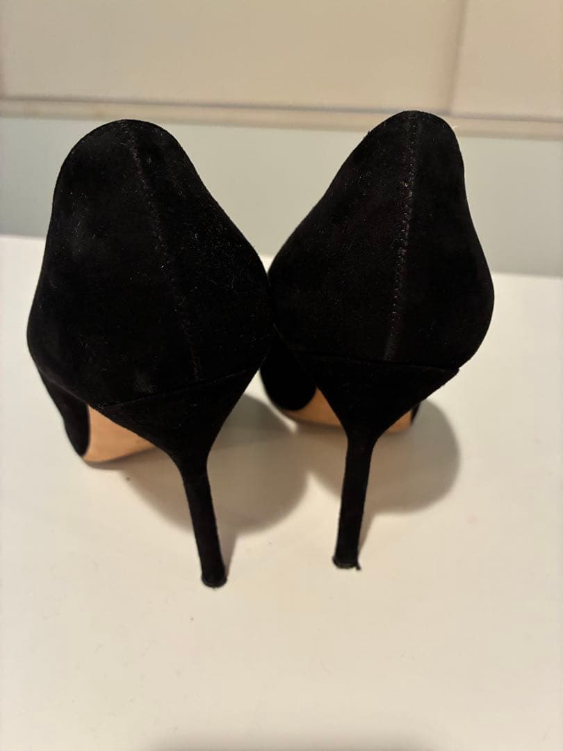 Tomoさん専用】Manolo Blahnik ハイヒール(ブラック) - メルカリ