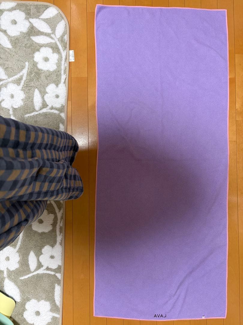 SUKALA リバーシブルヨガマット、ウェア、エッセンシャルバーム等　計10点