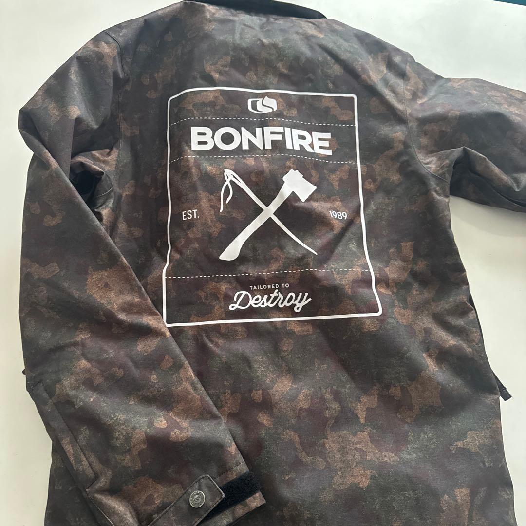 BONFIRE 迷彩柄 スノーボードウェア XS/TP - メルカリ