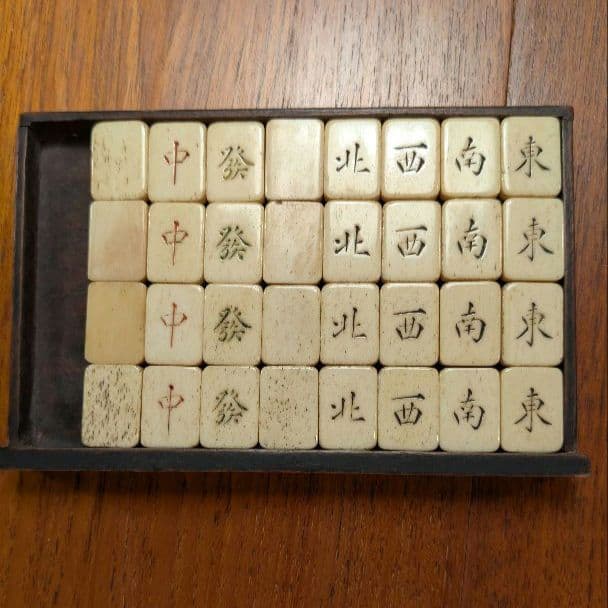 【貴重】麻雀 中国美術 麻雀牌 骨董 アンティーク レトロ　木箱 時代物