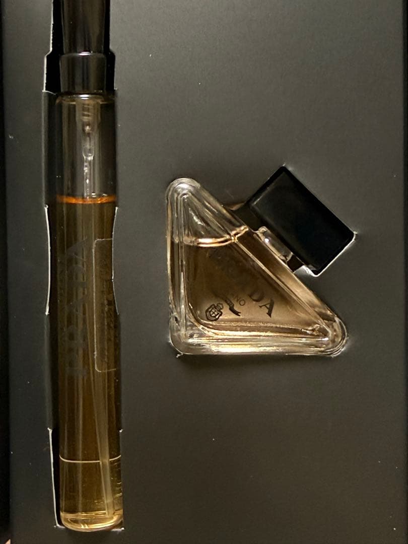 PRADA PARADOXE オードパルファム 10mL + 7mL セット - メルカリ