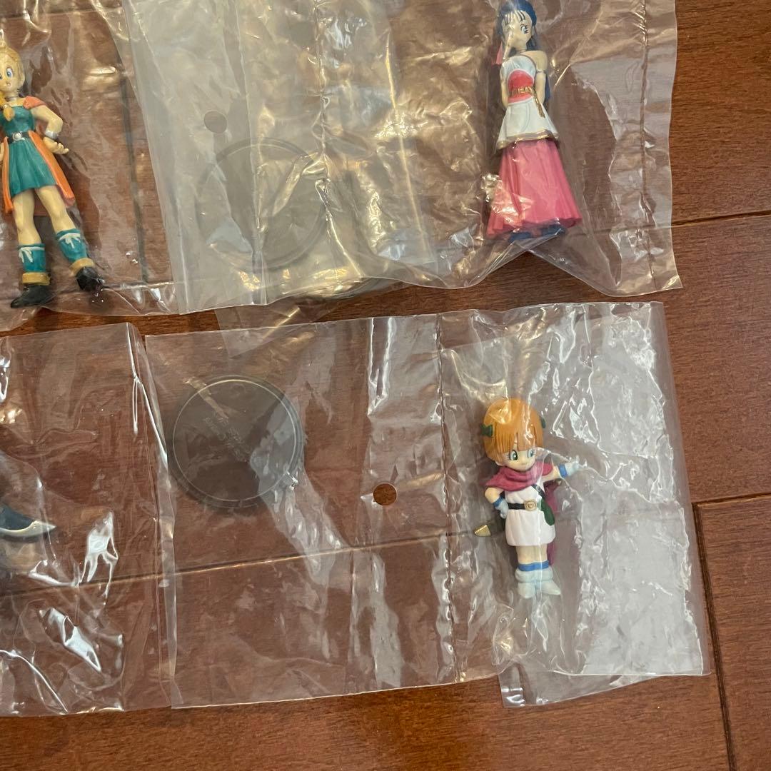 ドラゴンクエスト キャラクターフィギュアコレクション Ⅳ Ⅴ Ⅵ 24種