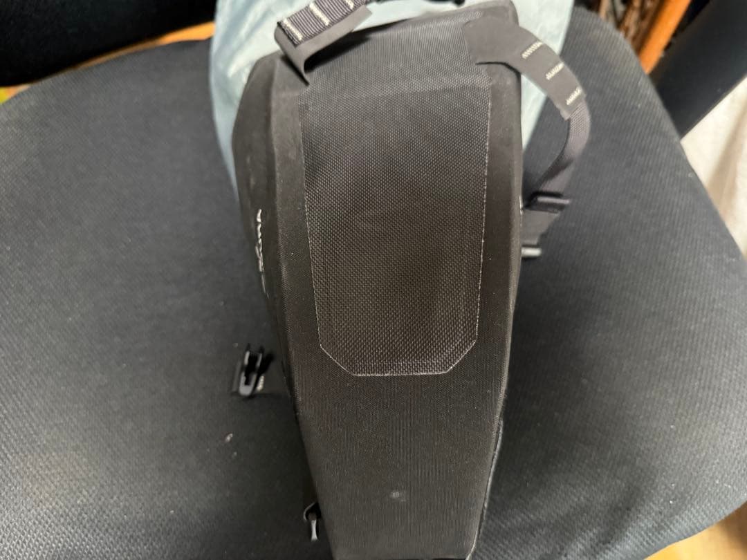 APIDURA アピデュラ バックカントリーサドルバッグ 4.5L