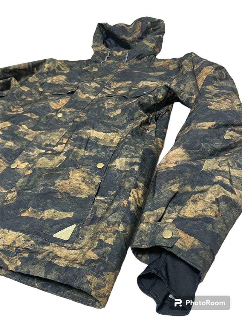 QUIKSILVER クイックシルバー スノーボードウェア 迷彩ジャケット S