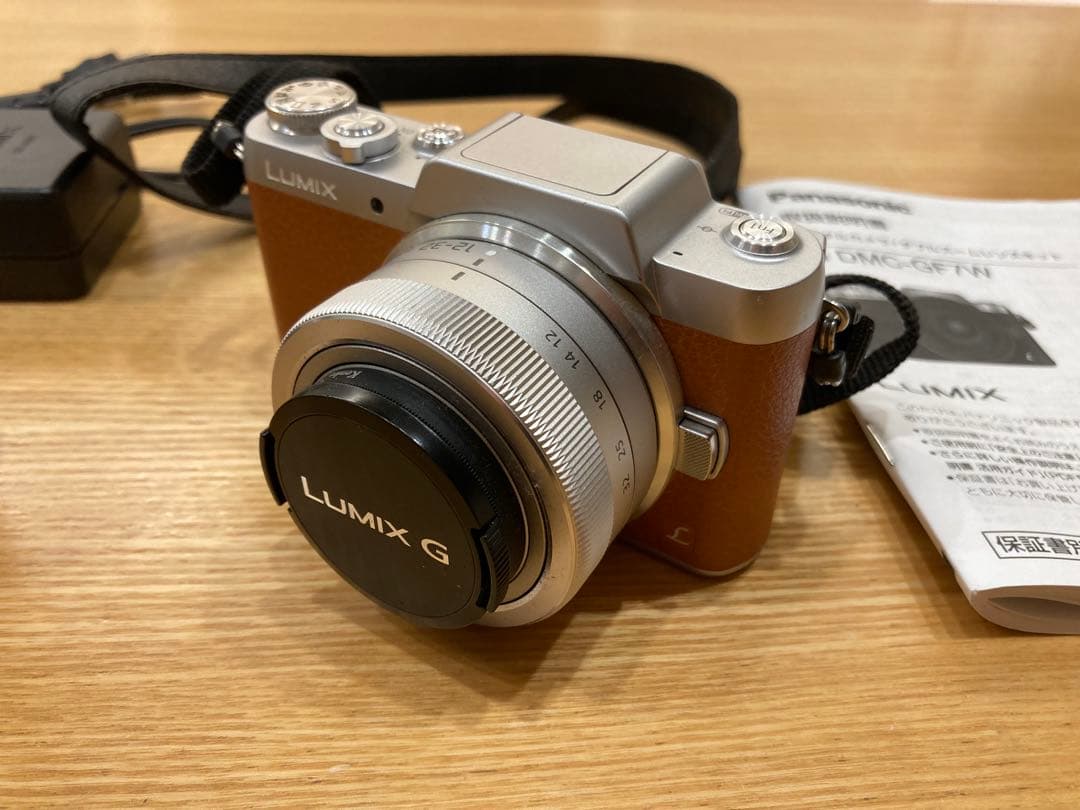 パナソニック ミラーレス一眼 DMC-GF7W