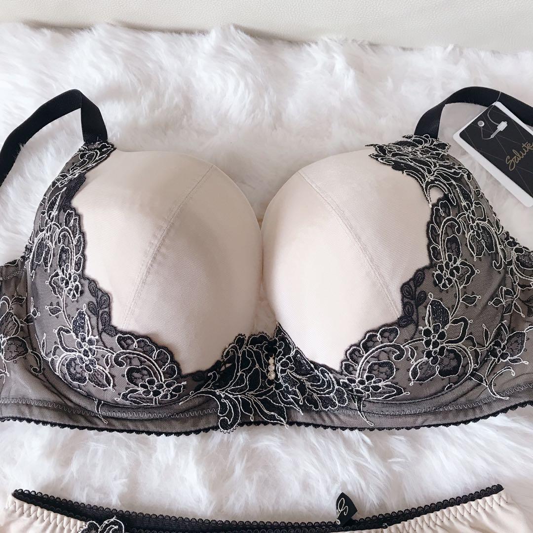 ワコール サルート ブラジャー ショーツ G80 L - メルカリ