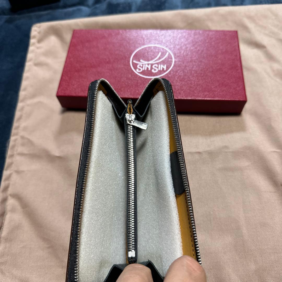 新進工房 SINSIN バタール 黒 長財布 箱付き ルガトー レザー - メルカリ