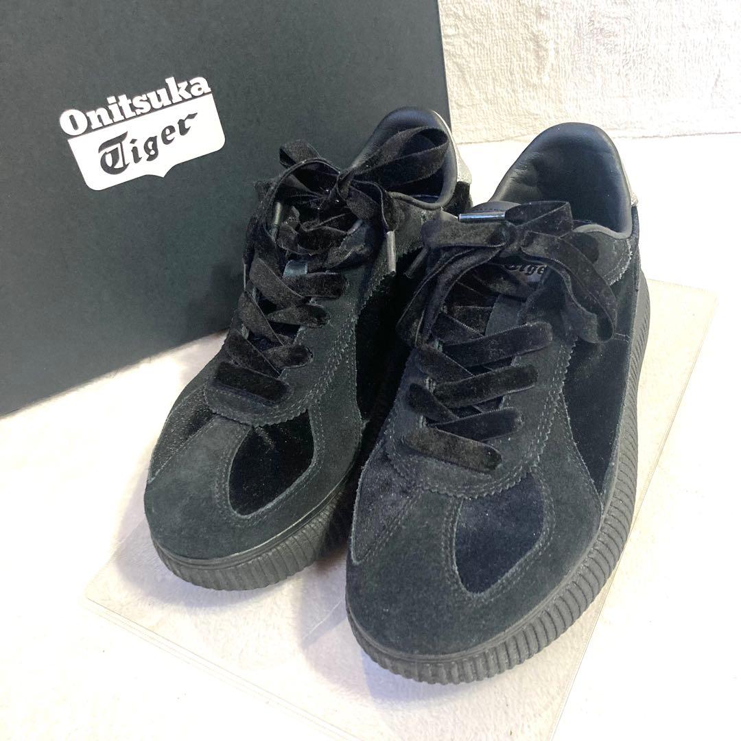 ✨極美品✨　オニツカタイガー　DELECITYスニーカー　黒　24 Onitsuka Tiger（オニツカタイガー） スニーカー DELECITY