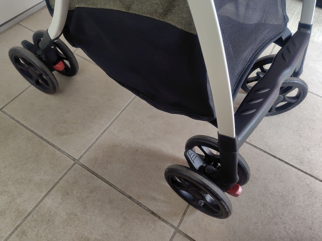 2回のみ使用】ベビーカー デ・ヨーネ レジェ e OLIVE DENIM - メルカリ