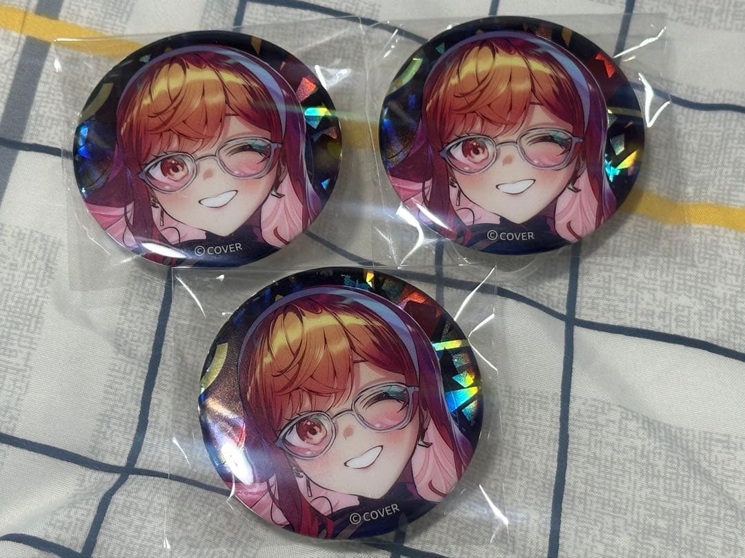 ホロライブ regloss 一条莉々華 缶バッジ3個セット - メルカリ