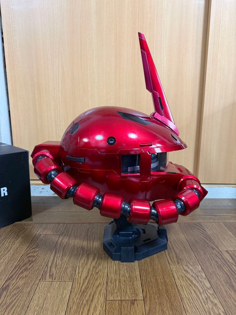 ザク ウェアラブルヘルメット シャア専用 LEDモノアイ タッチセンサー自動可動