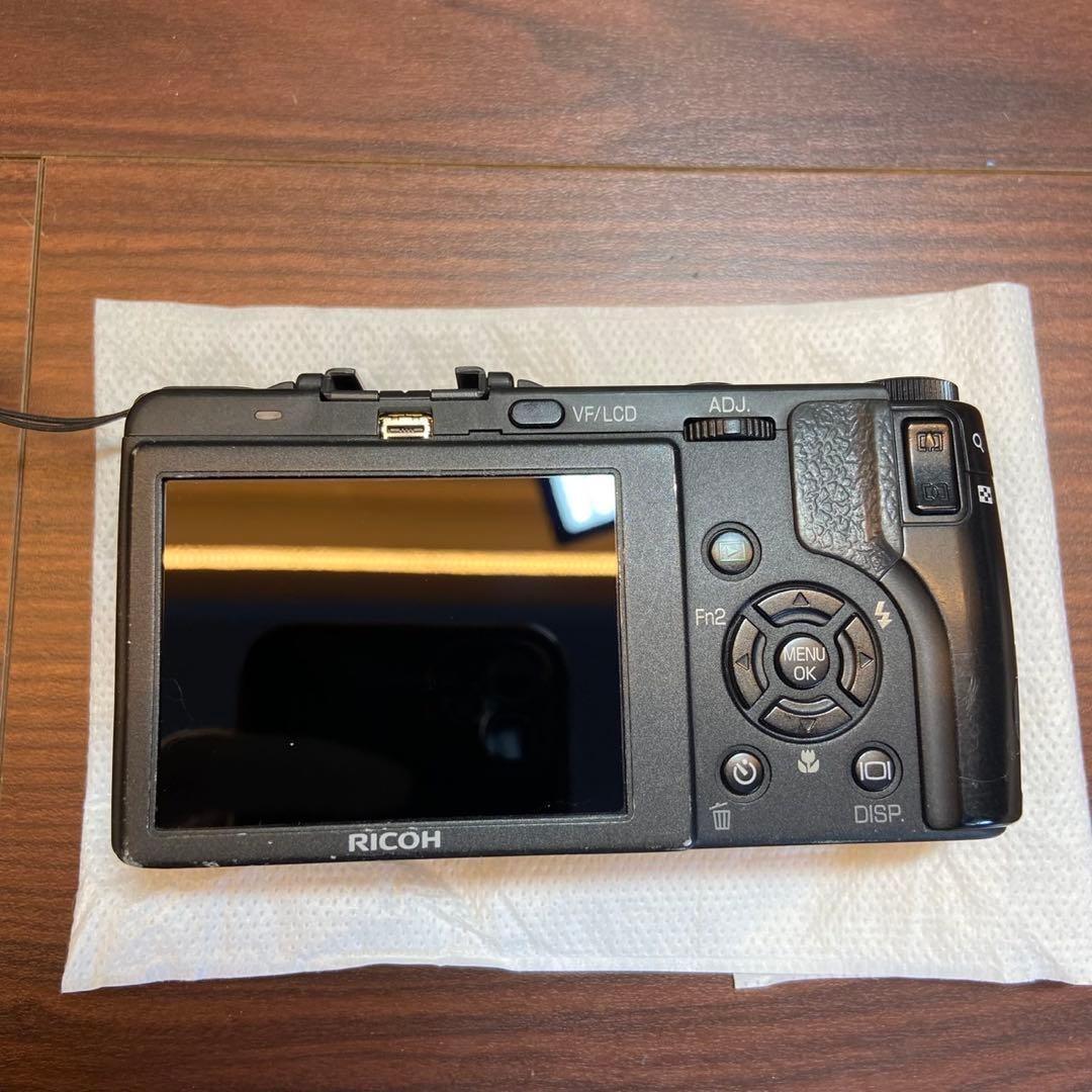 RICOH GX200 デジカメ 4944 - メルカリ