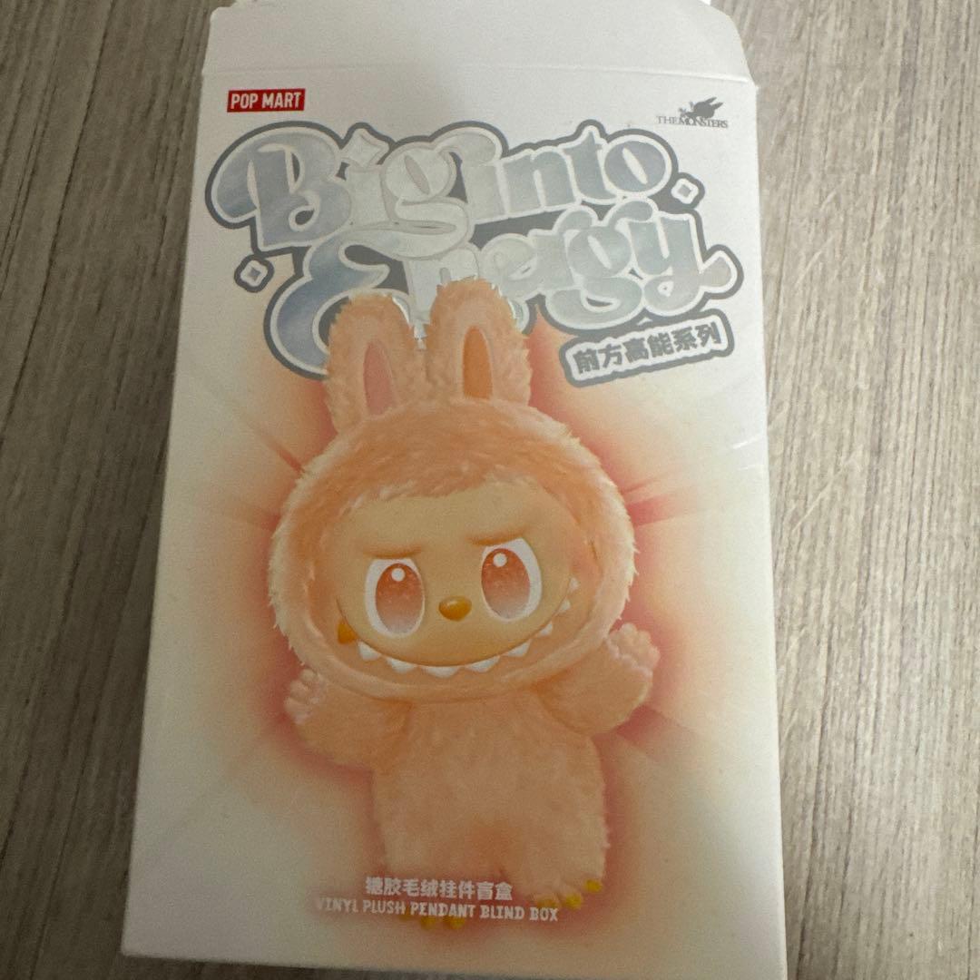 【正規品】POP MART エナジー ラブブ シークレット　プレゼント　ラブブ