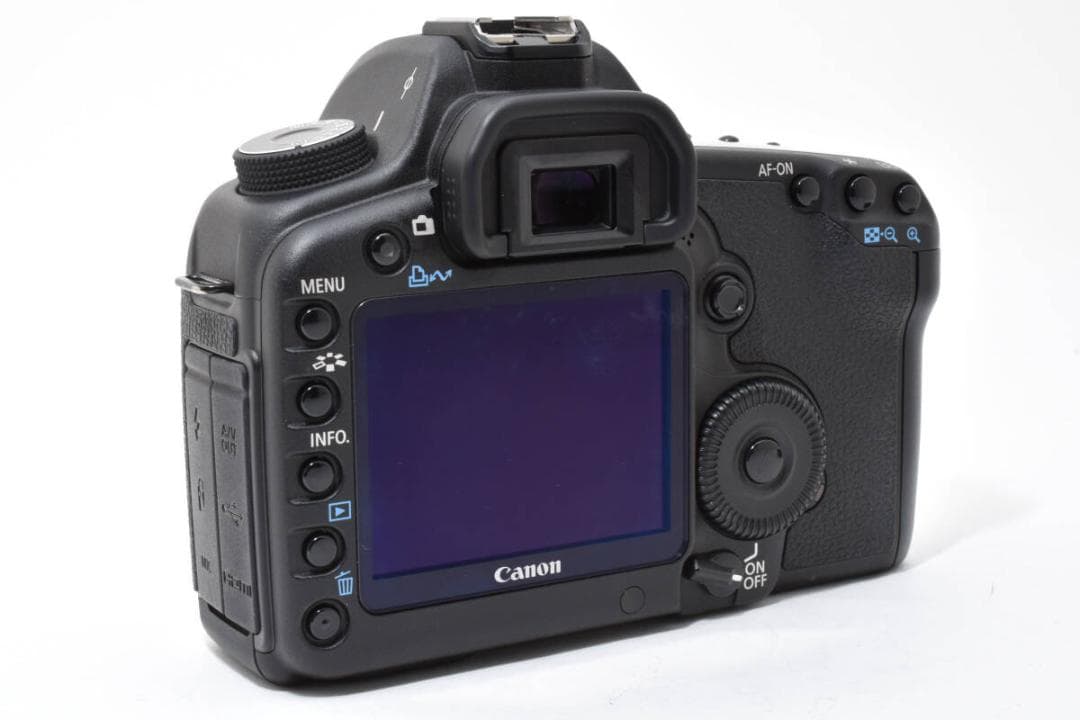 《ショット数4,899回 》 Canon EOS 5D MARK II #785