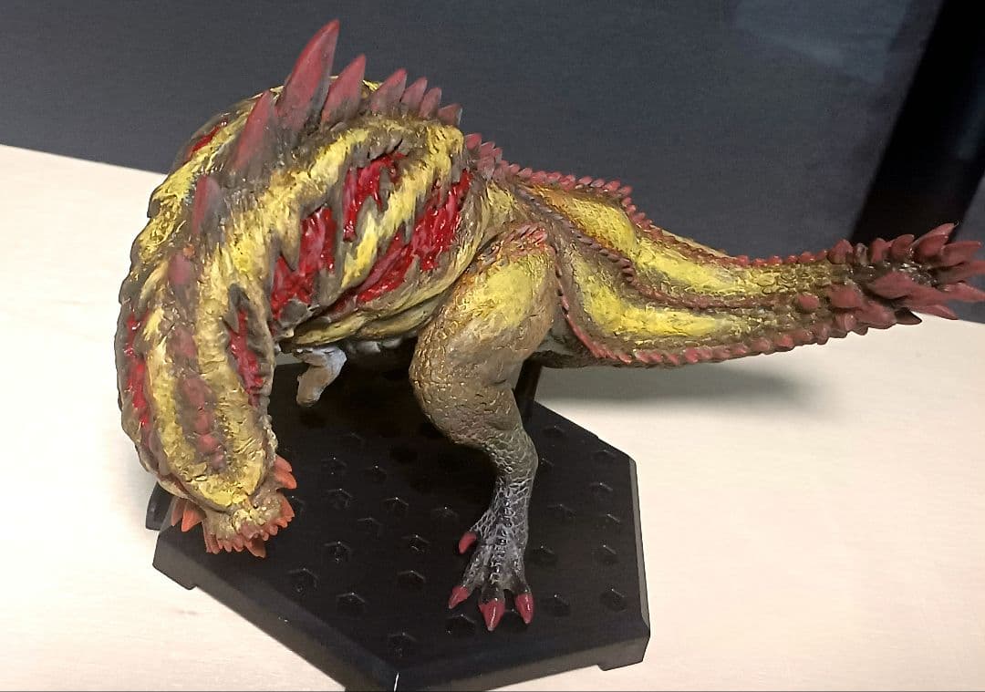 モンハン モンスターハンター 極み喰らうイビルジョー フィギュア