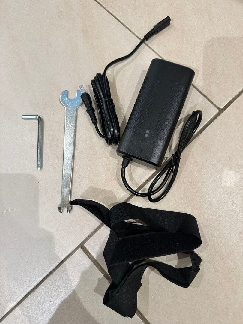 折りたたみ式　電動アシスト自転車 シティタイプ 5.8Ah