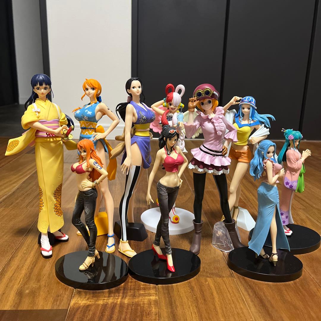 ワンピースフィギュア 10点まとめ売り - メルカリ