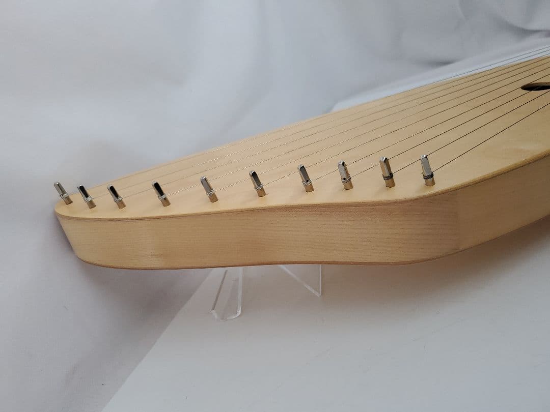 ゲルトナー カンテレ 10弦 W.LOTHAR GARTNER ライアー 羽根型 - メルカリ