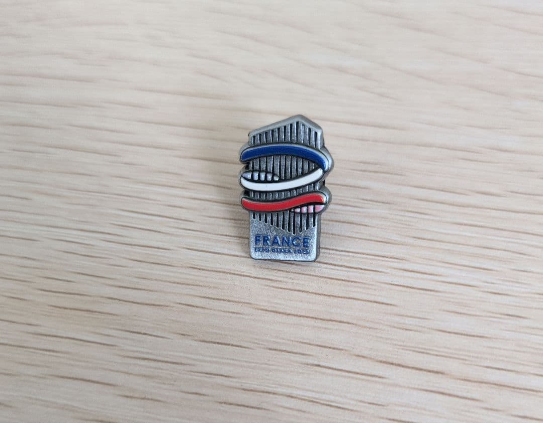 フランス館　ピンバッジ　大阪万博　非売品　レア